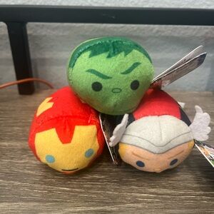 Disney Marvel Tsum Tsum set of 3 Iron Man, Thor, Hulk